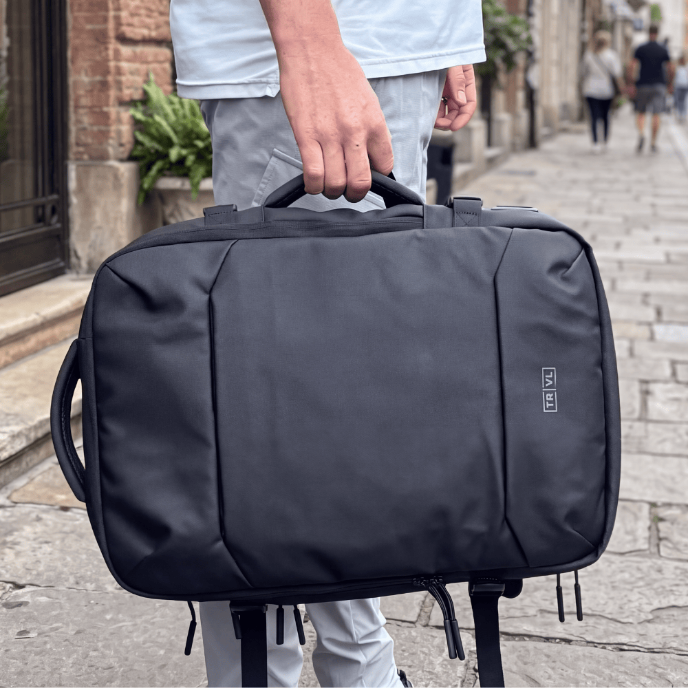 The Digital Nomad Packing List: Tech Essentials for Working on the Road